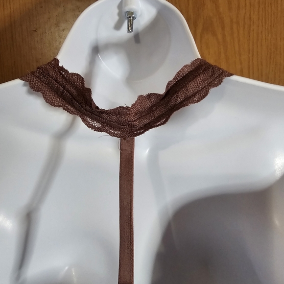 PINK Victoria's Secret Mauve Lace Halter Bralette - Picture 3 of 14